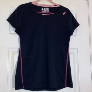 New Balance Breast Cancer Awareness Cape Sleeve Black Trimmed in Pink Size L
